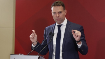 Κασσελάκης: Με εμάς κυβέρνηση, ο νόμος για την εξαήμερη εργασία επιστρέφεται από εκεί που ήρθε