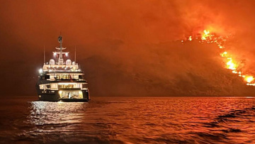 Ύδρα: Μετακινήθηκαν δύο στελέχη της Πυροσβεστικής για παραλείψεις στη φωτιά