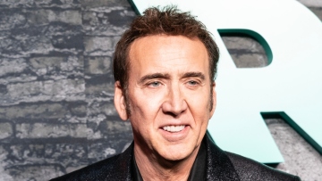 Νίκολας Κέιτζ: Σπάνια εμφάνιση με τον 18χρονο γιο του στη Βενετία 