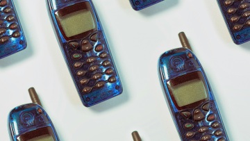 Τι συνέβη όταν μια γυναίκα αποφάσισε να περάσει μια εβδομάδα με το παλιό κινητό Nokia