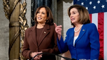 Η Πελόζι στηρίζει την Κάμαλα Χάρις - «Είμαι σίγουρη ότι θα μας οδηγήσει στη νίκη στις προεδρικές εκλογές»
