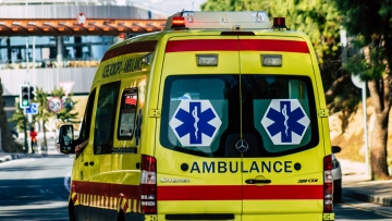 Κύπρος: Οκτώ παιδιά διακομίστηκαν στο νοσοκομείο από αναθυμιάσεις 