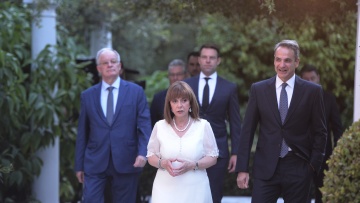 Ο διάλογος Μητσοτάκη με δημοσιογράφους στο Προεδρικό - Τι είπε για τον επίτροπο και τους Ολυμπιακούς Αγώνες