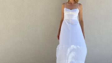 Η Kelly Rutherford συνεχίζει τις διακοπές της στην Ελλάδα και μας δίνει όλη τη στυλιστική έμπνευση που χρειαζόμαστε