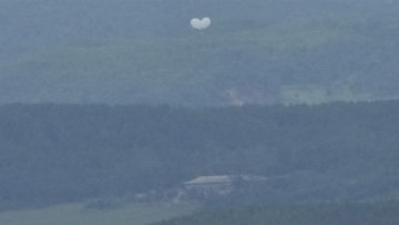 Νότια Κορέα: Μπαλόνια γεμάτα σκουπίδια από τη Βόρεια Κορέα έπεσαν κοντά στο προεδρικό συγκρότημα της Σεούλ