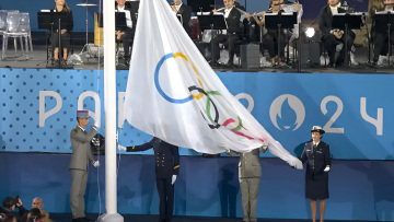 Ολυμπιακοί Αγώνες 2024 - Οι γκάφες των Γάλλων: Οι σκηνοθετικές αστοχίες, η... ανάποδη σημαία και η προσβολή στη Νότια Κορέα