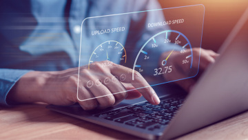 Voucher 200 ευρώ για γρήγορο ίντερνετ - Ποιοι το δικαιούνται