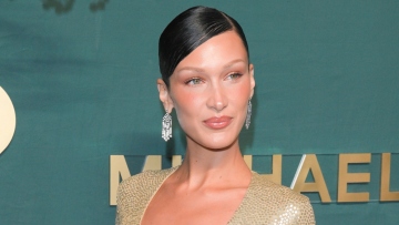 Μπέλα Χαντίντ: Απαντάει στην αμφιλεγόμενη διαφήμιση της Adidas - Έπρεπε να είχα κάνει περισσότερη έρευνα