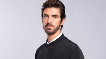 Δημήτρης Γκοτσόπουλος: Υποδύεται τον ιερέα στη σειρά Άγιος Έρωτας - Δεν είναι απλός ρόλος, λέει