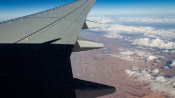 Αεροπορικές εταιρίες αποφεύγουν τον εναέριο χώρο του Ιράν και του Λιβάνου και ματαιώνουν πτήσεις προς το Ισραήλ