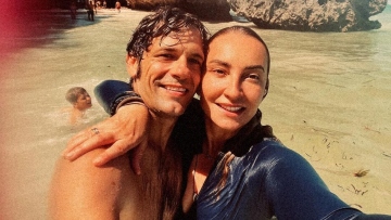 Ρούλα Ρέβη: Αγκαλιά με τον Αποστόλη Τότσικα στο ταξίδι τους στην Αφρική