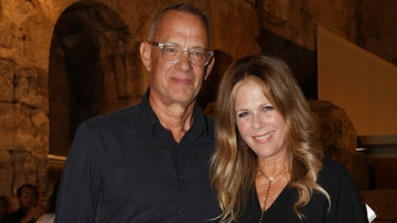 Η Ρίτα Γουίλσον ανέβασε τον Τομ Χανκς χαλαρό στο σπίτι τους για τα γενέθλιά του - «Χρόνια πολλά αγάπη μου»