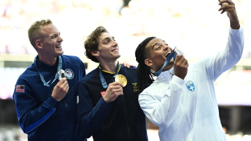 Ολυμπιακοί Αγώνες 2024: Η απονομή του χάλκινου μεταλλίου στον Εμμανουήλ Καραλή - Βίντεο, φωτογραφίες 