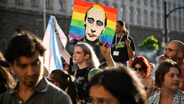 Βουλγαρία: Η Βουλή ενέκρινε νόμο που απαγορεύει τη «ΛΟΑΤΚΙ προπαγάνδα» στα σχολεία