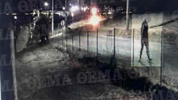 Φωτιές στη Βάρη: Πώς έφτασαν στον πρώην καθηγητή της ΕΛΑΣ - Είχε στείλει e-mail ότι τα ακαθάριστα οικόπεδα θα πιάσουν φωτιά