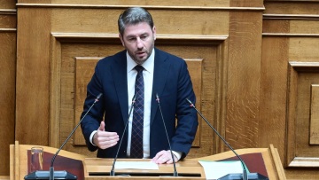 Προ ημερησίας διάταξης συζήτηση στη Βουλή για τη φωτιά στην Αττική ζητά ο Ανδρουλάκης