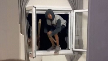 Κορινθία: Είπα στη γυναίκα μου να τους δώσει όσα λεφτά είχαμε, λέει ο Γερμανός που πάλεψε με τους ληστές