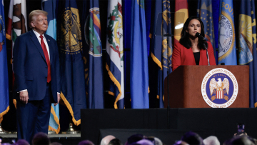 Προεδρικές εκλογές ΗΠΑ: Υπέρ του Τραμπ τάσσεται πρώην υποψήφια για το χρίσμα των Δημοκρατικών