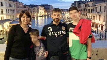 Ιταλία: Με 68 μαχαιριές σκότωσε ο 17χρονος την οικογένειά του - «Τους χτυπούσα στον λαιμό γιατί δεν ήθελα να υποφέρουν»