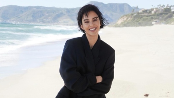 Κένταλ Τζένερ: Με κοντό καρέ στη νέα καμπάνια που συμμετέχει