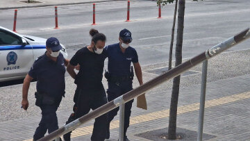 Ο 46χρονος που παρέσυρε γονείς και παιδί στη Θέρμη είχε χτυπήσει και μία 79χρονη με το αυτοκίνητό του το 2020