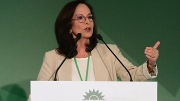 Διαμαντοπούλου: Εκλογικές συμπράξεις και συνεργασίες με ομάδες είναι αυτοκτονική επιλογή