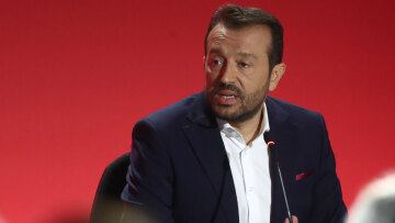 Νίκος Παππάς: Ο ΣΥΡΙΖΑ πρέπει να πάρει δάνειο για τα ΜΜΕ του κόμματος - Και η θέση του προέδρου μπορεί να ανακληθεί