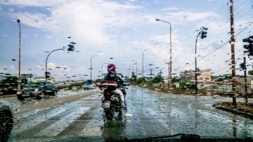 Καιρός - Μαρουσάκης: Έρχονται επικίνδυνα φαινόμενα - Πού χρειάζεται προσοχή Τρίτη και Τετάρτη