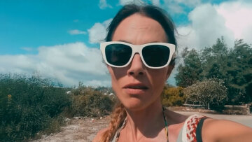 Ντορέττα Παπαδημητρίου: Όταν έψαχνε τη θάλασσα στο Μπαλί - Δείτε βίντεο