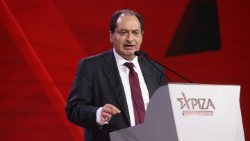 Σπίρτζης: Ο Κασσελάκης έχει θέσεις που είναι πιο κοντά στην ακροδεξιά, δίνει τη «μάχη της ψαροταβέρνας»