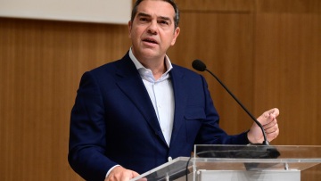 Αλέξης Τσίπρας - «Καρφί» για Κασσελάκη: Η νέα γενιά θέλει ουσία, όχι εικόνα - Ποιοι πήγαν στη βράβευση του πρώην προέδρου του ΣΥΡΙΖΑ