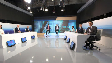 ΠΑΣΟΚ: Η ακτινογραφία του ντιμπέιτ - Οι αιχμές, τα όπλα, οι συγκρούσεις και οι τακτικές των 6