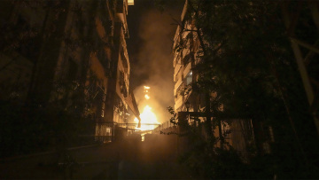 Κλιμακώνεται η ένταση: Η Χεζμπολάχ χτυπά το Ισραήλ με ρουκέτες, οι IDF ζητούν την εκκένωση κτιρίων στη Βηρυτό για να ξαναχτυπήσουν 