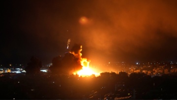 Live update: Το Ισραήλ σφυροκόπησε με 11 χτυπήματα σε λίγα λεπτά τη Βηρυτό - Στόχος ο διάδοχος του Νασράλα