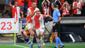 Το συγκινητικό αντίο του Ζαφείρη στην Σλάβια: «Τιμή που φόρεσα αυτή τη φανέλα, όσα έζησα εδώ θα με συνοδεύουν για πάντα»