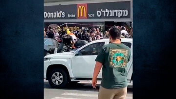 Ισραήλ: Ένοπλη επίθεση σε σταθμό λεωφορείων - Ένας νεκρός, 10 τραυματίες