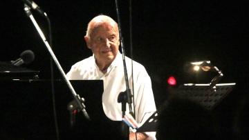 Σταύρος Ξαρχάκος: Το αντίο του στον Μίμη Πλέσσα