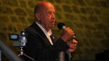 Μίμης Πλέσσας: Τιμητικό 10ήμερο αφιέρωμα στο θέατρο Παλλάς