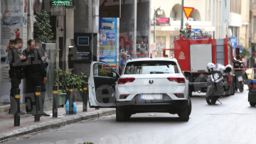 Σωκράτους: Ζευγάρι Αλβανών συνελήφθη με όπλο  και εκρηκτικά μετά από τυχαίο έλεγχο στο ΙΧ τους