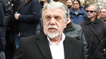 Γιάννης Βούρος: Πρώτη φορά που έζησα την αγκαλιά του πατέρα μου ήταν όταν με είδε με στρατιωτικά ρούχα