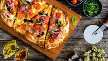 Ξέρετε ποιες είναι οι διαφορές μεταξύ πίτσας και pinsa; (+συνταγή)