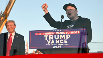 Ο Έλον Μασκ έδωσε 75 εκατομμύρια δολάρια μέσα σε 3 μήνες σε οργάνωση υπέρ του Τραμπ 