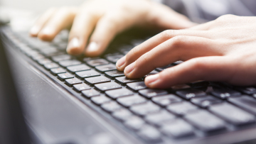 Επιχείρηση «ΤΑΛΩΣ»: Δίωξη κατά πέντε ατόμων για παιδική πορνογραφία