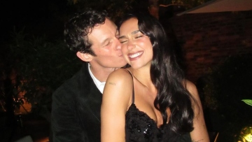 Τα φιλιά του Κάλουμ Τέρνερ στην Ντούα Λίπα στο Instagram - Δείτε φωτογραφίες