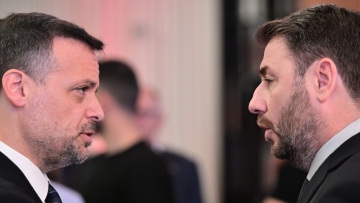 Καρφιά Δούκα κατά Ανδρουλάκη και Διαμαντοπούλου: Οι επιλογές στο ΠΑΣΟΚ δεν αποπνέουν το αίσθημα ενότητας - Η απάντηση της Χ. Τρικούπη