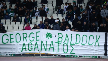  Παναθηναϊκός - Τσέλσι: Οι οπαδοί του ΠΑΟ τίμησαν με πανό και σημαίες του μνήμη του Μπάλντοκ στο ΟΑΚΑ - Βίντεο, φωτογραφίες 