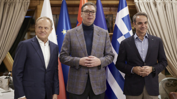 Δείπνο Μητσοτάκη-Βούτσιτς στο Βελιγράδι: Σταθερή η στήριξη της Ελλάδας στην ευρωπαϊκή προοπτική της Σερβίας 