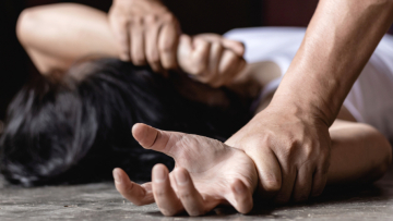 Κρήτη: 43χρονη κατήγγειλε τον σύζυγό της για βιασμό - «Δεν αντέχω άλλο» είπε στην αστυνομία