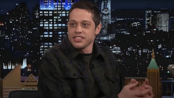 Πιτ Ντέιβιντσον: Η πρώτη δημόσια εμφάνισή του μερικούς μήνες αφότου εισήχθη σε κέντρο ευεξίας