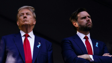 Ντόναλντ Τραμπ: Πιθανός στόχος Κινέζων χάκερ, αλλά ο ίδιος κατηγορεί τους… Δημοκρατικούς